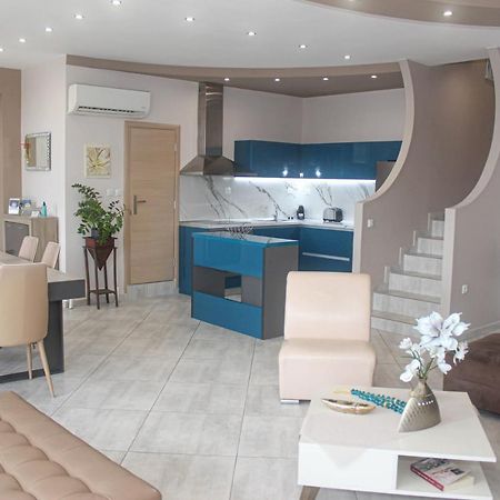 Endless Blue Apartment Palaiontsiflikion Ngoại thất bức ảnh