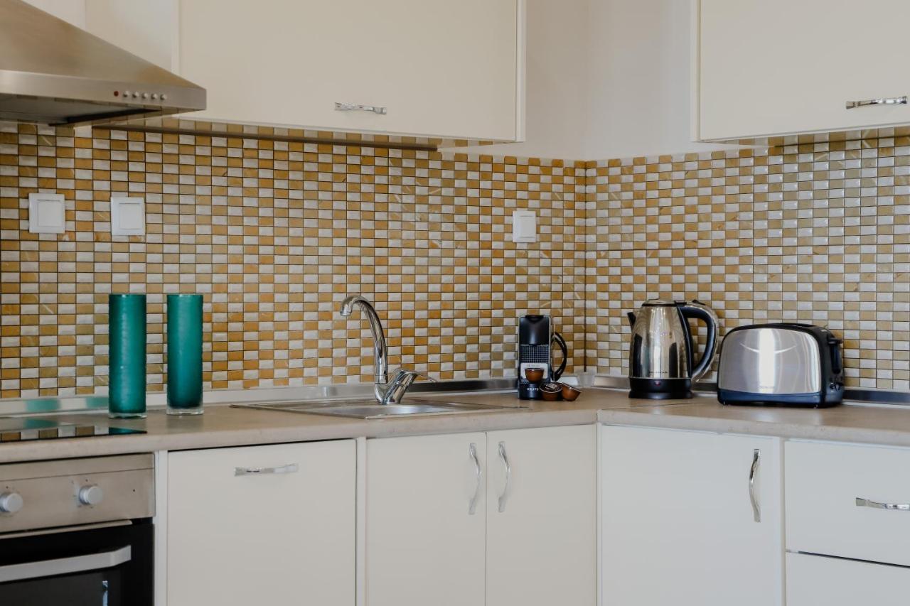 Endless Blue Apartment Palaiontsiflikion Ngoại thất bức ảnh