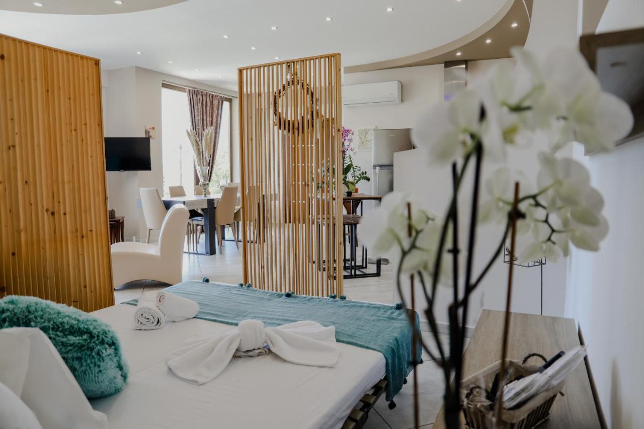 Endless Blue Apartment Palaiontsiflikion Ngoại thất bức ảnh